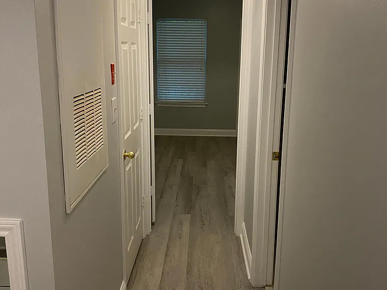 4400 Helmsford Ln #103 — Photo 8