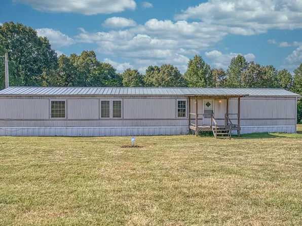 245 Phillips Ridge Ln, Cookeville, TN 38501
