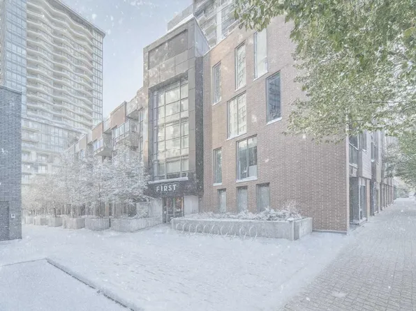 619 Confluence Way SE #423, Calgary, AB T2G 1C1