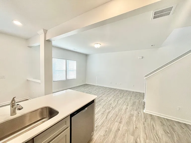 118 Gaelic Dr — Photo 9