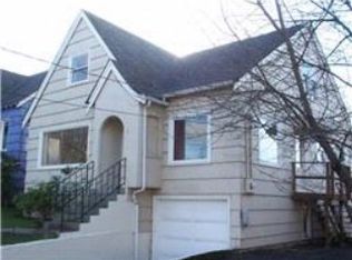 121 NW 80th St, Seattle, WA 98117