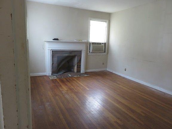 5th image of 365 McPherson Ave