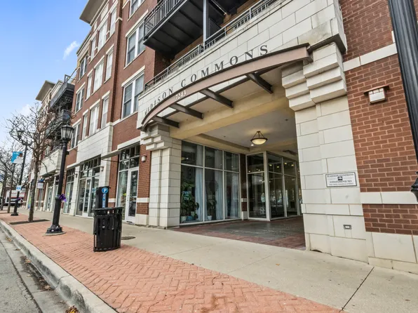 7243 Madison St APT 216, Forest Park, IL 60130