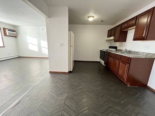 3304 S Kiwanis Ave #12