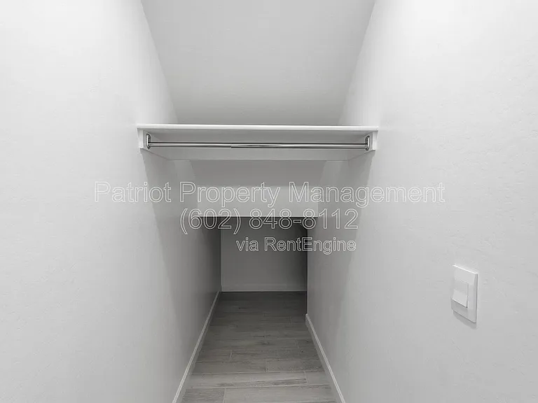 7404 W Buckhorn Trl — Photo 29