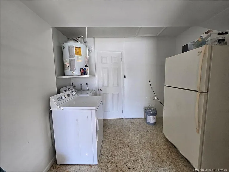 2648 Rockcrest Ct — Photo 42