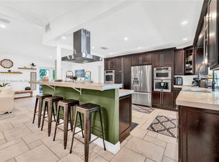 7215 SW 105th Ter, Pinecrest, FL 33156