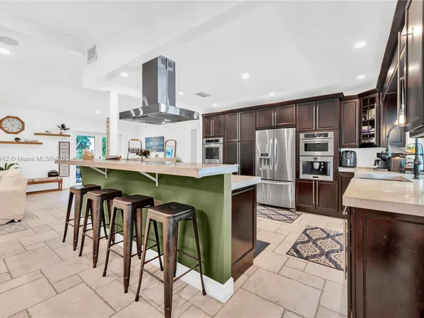 7215 SW 105th Ter, Pinecrest, FL 33156
