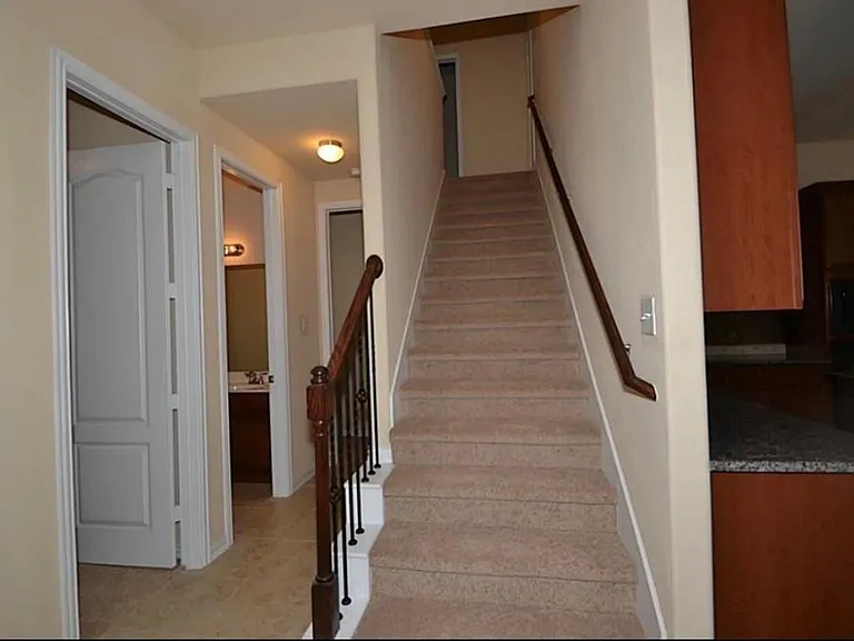 7219 Pearl Terrace Ln — Photo 16