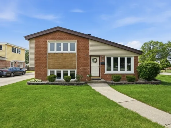 6933 176th St, Tinley Park, IL 60477