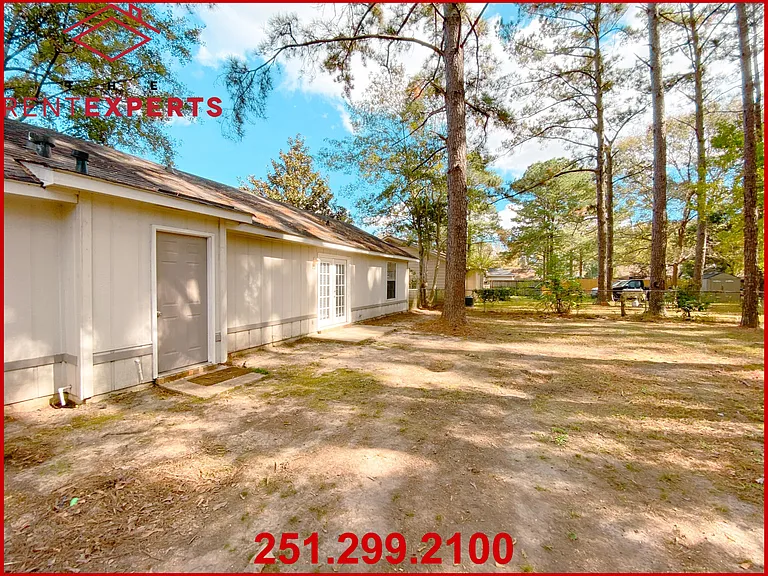 9641 Royal Woods Ct — Photo 18