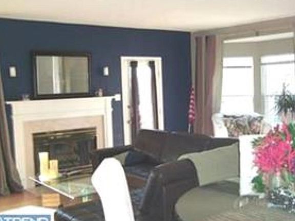 5th image of 700 Ashland Ct