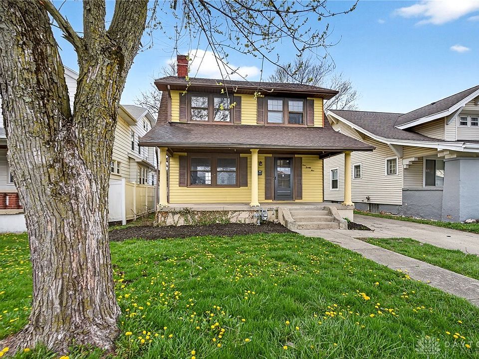 1st image of 125 E Siebenthaler Ave