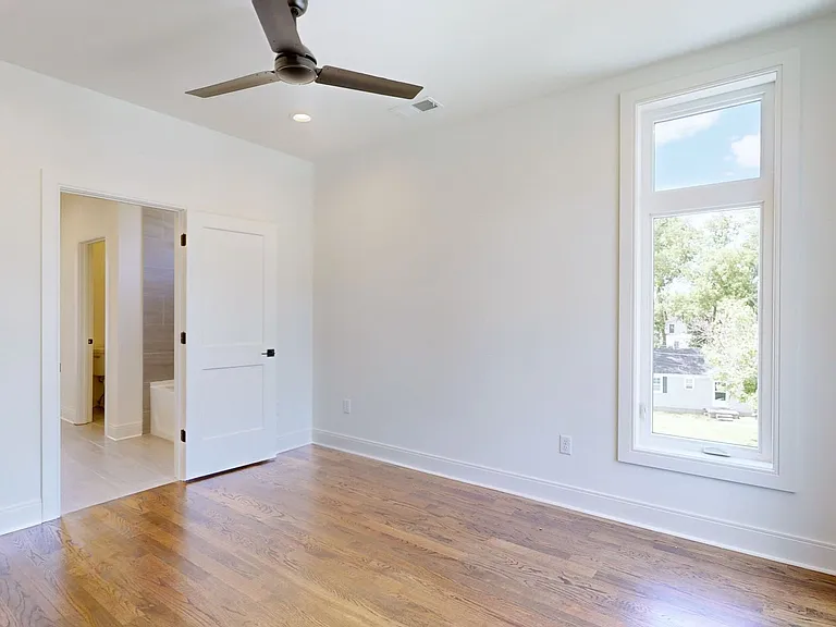 5909B Carl Pl — Photo 31