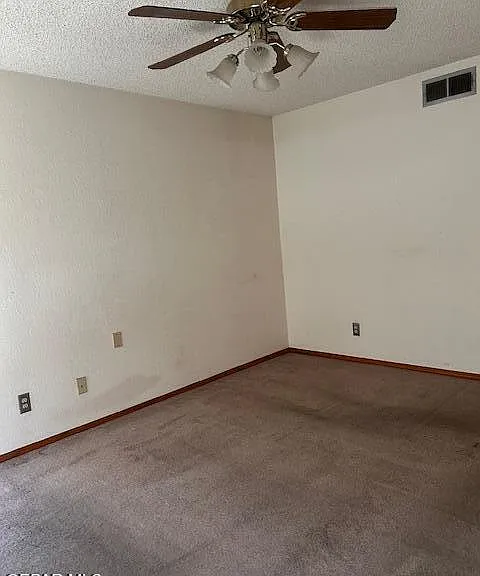 730 N Resler Dr #A — Photo 15