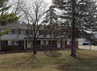 587 Pointe Tremble Rd APT 5, Algonac, MI