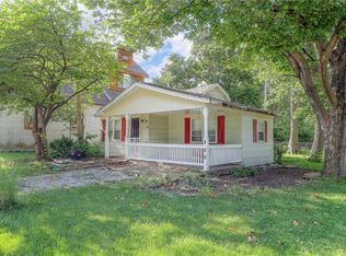 805 Rhodes Ave, Grandview, MO 64030