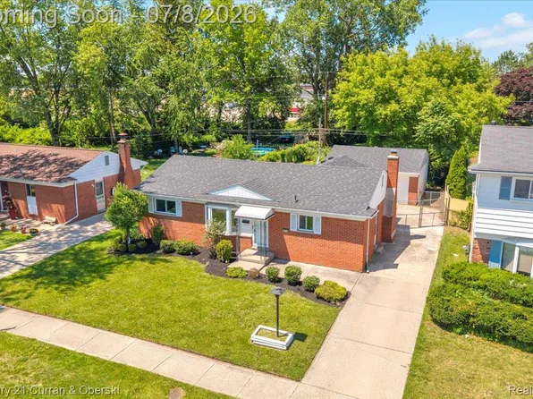 1174 S Dowling St, Westland, MI 48186
