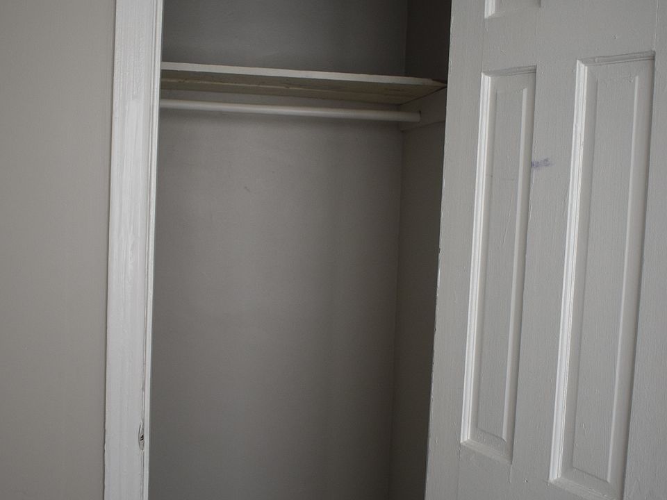 1st image of 1166 W Lexington Cir #1166
