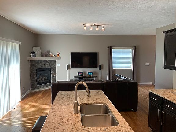 5th image of 7005 S 183rd Ave