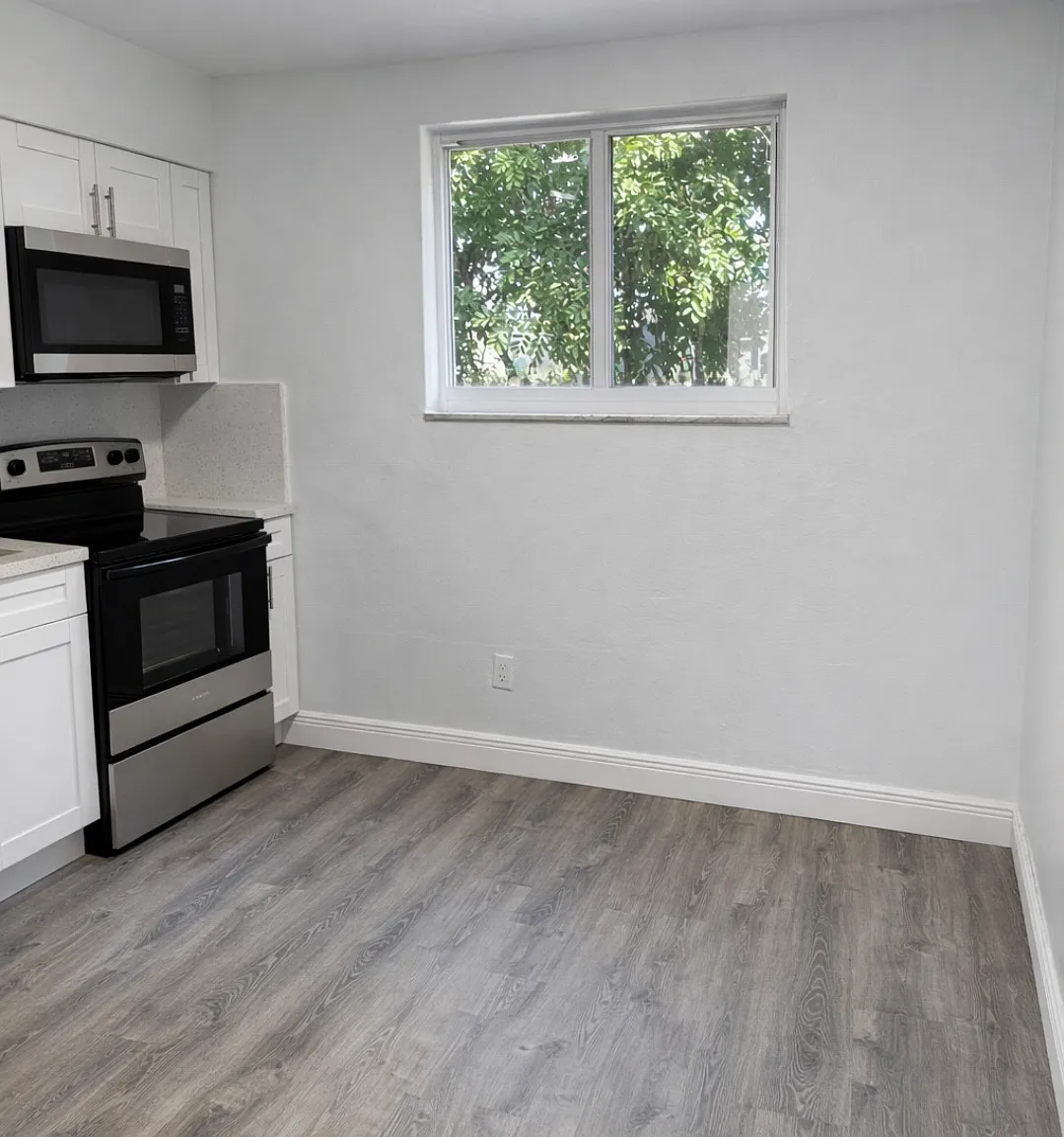 1 bed, 750 sqft, $1,800 — Photo 3