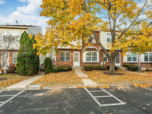 604 Glen Ln #52A, Norristown, PA 19403