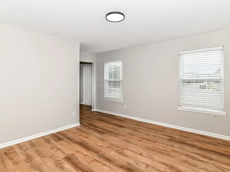 6040 Portwood Ct — Photo 6