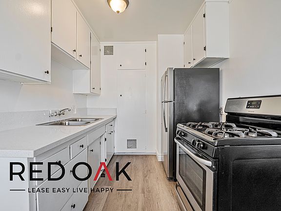2nd image of 11419 Cumpston St #5