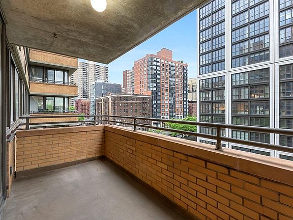 3rd image of 275 W 96th St APT 7H
