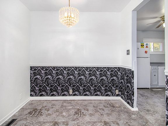 4th image of 4108 Woodvale Dr