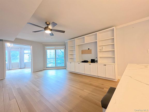 3rd image of 10 Stewart Pl #2GE