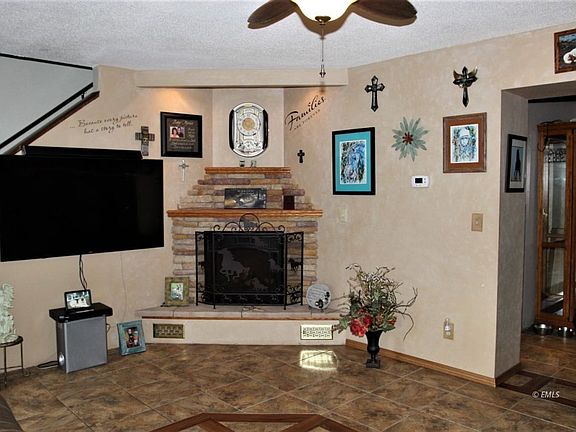 3rd image of 313 Ponderosa Dr