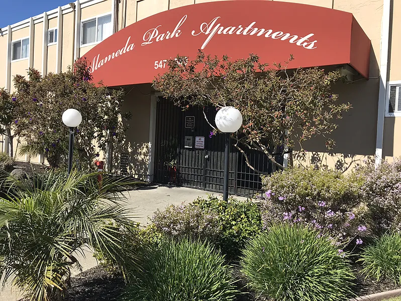 ALAMEDA PARK APARTMENTS — Photo 3
