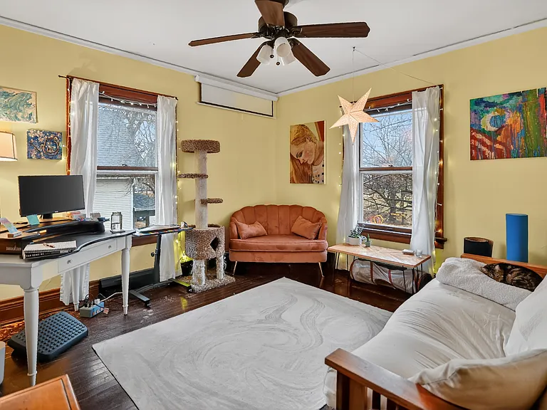 820 E Dayton St #2 — Photo 3