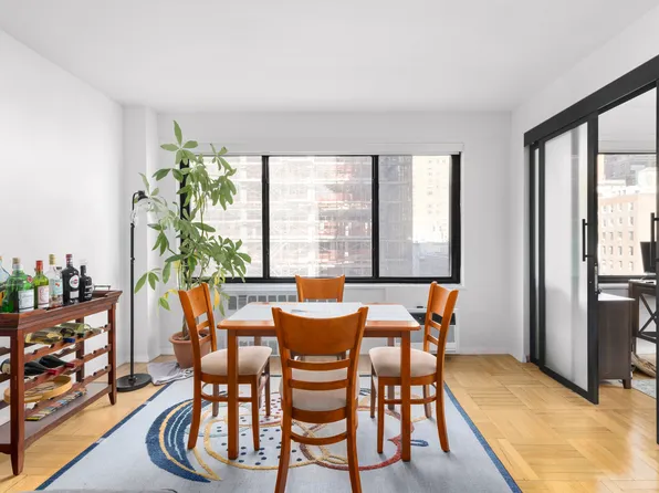 200 East 36th Street image 2 of 9