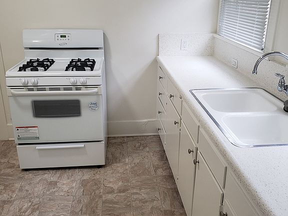3rd image of 1708 E 2nd St #1708