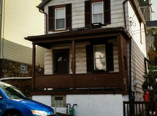 1802 Murdough St, Braddock, PA
