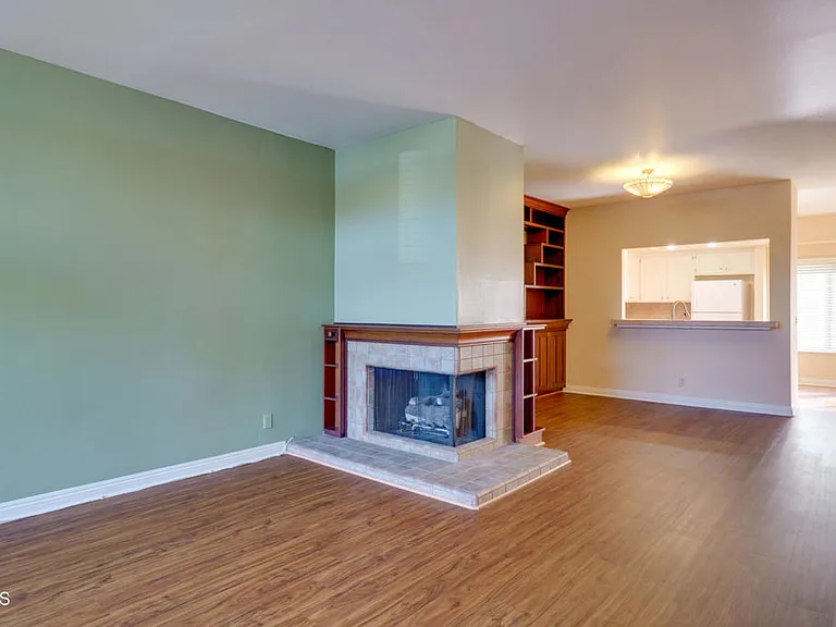 747 E California Blvd #4 — Photo 3
