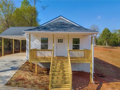 536 E South 5th St, Seneca, SC, 29678