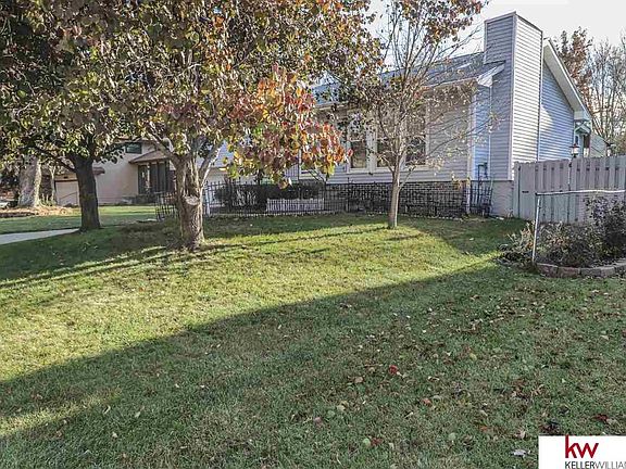 3rd image of 5811 S 152nd Ave