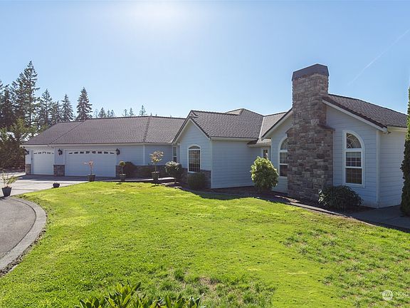 3rd image of 133 Mariah Winds Way