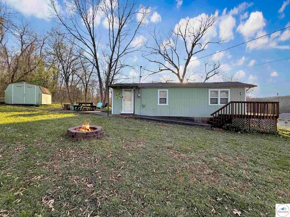 29822 McGinnis Dr, Edwards, MO 65326