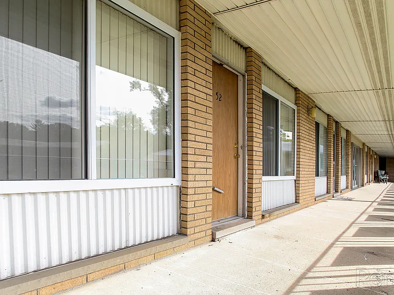 Rochester House Apartments — Photo 32