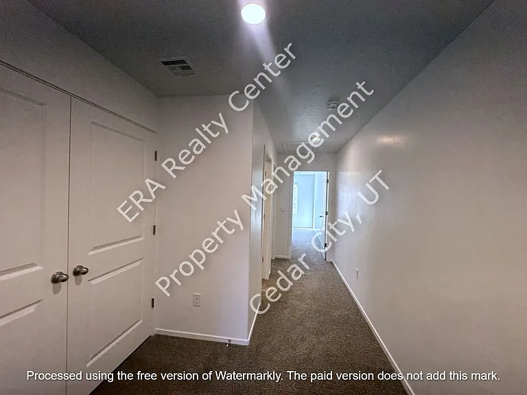 573 S May Dr — Photo 8