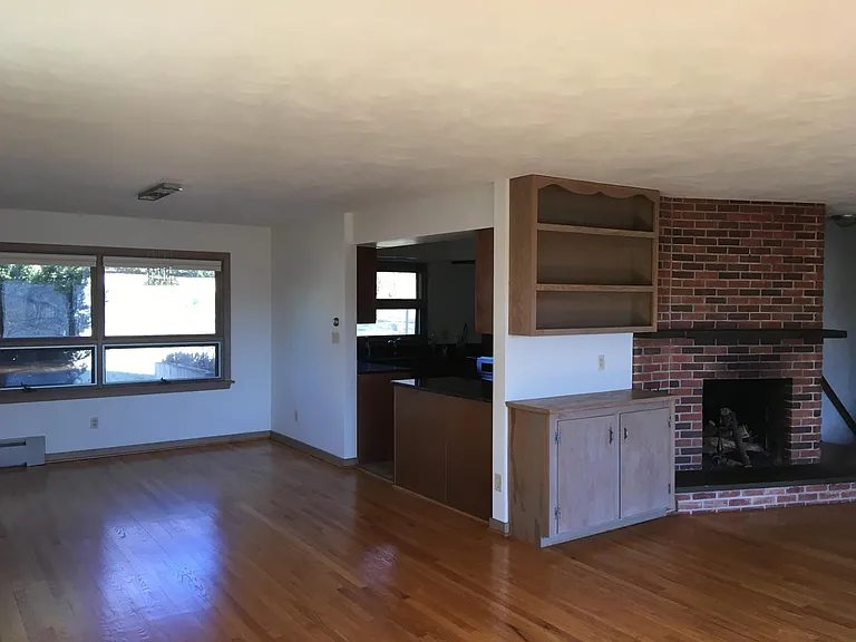 611 Glenn Rd — Photo 3