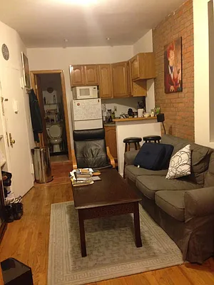 Rented by Kings Court Real Estate | media 36