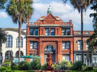 100 E Bay St, Savannah, GA 31401
