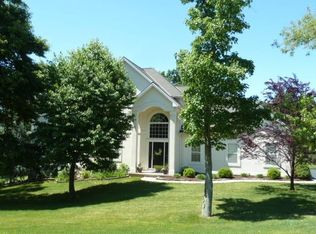 2263 Spangler Cir, York, PA 17406