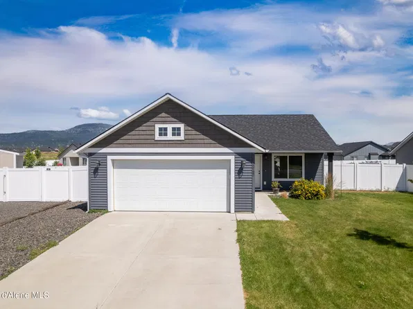12183 N Gipper Loop, Rathdrum, ID 83858