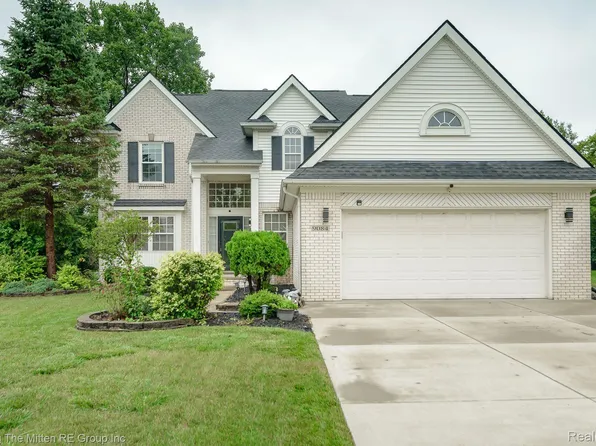 9084 W Walden Dr, Van Buren Township, MI 48111